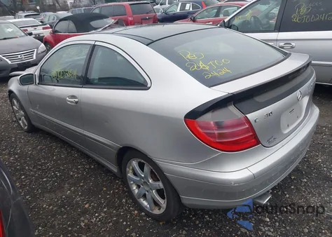 2002 Mercedes-Benz C 230 from USA, damaged, VIN WDBRN47J12A376894